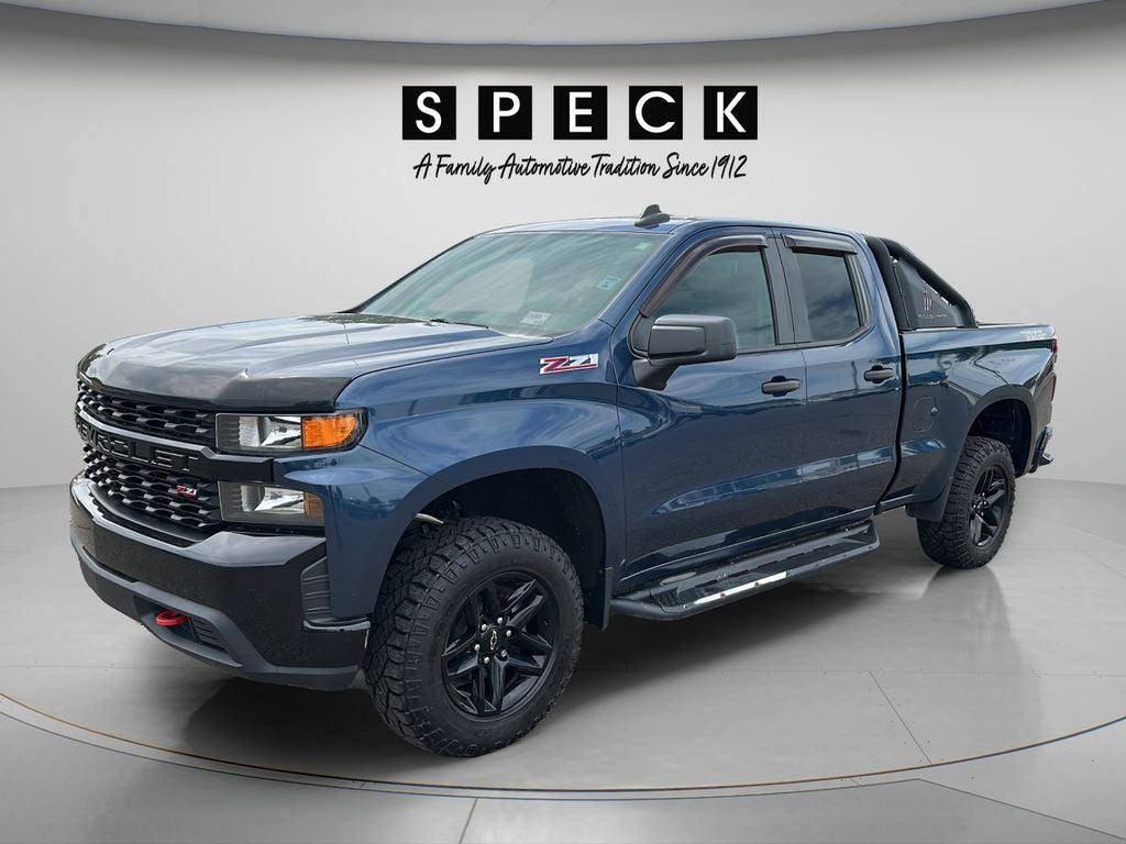2019 Chevrolet Silverado 1500 Custom Trail Boss in Northsky Blue Metallic — front three-quarter view