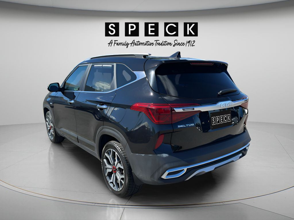 2022 Kia Seltos — rear three-quarter view