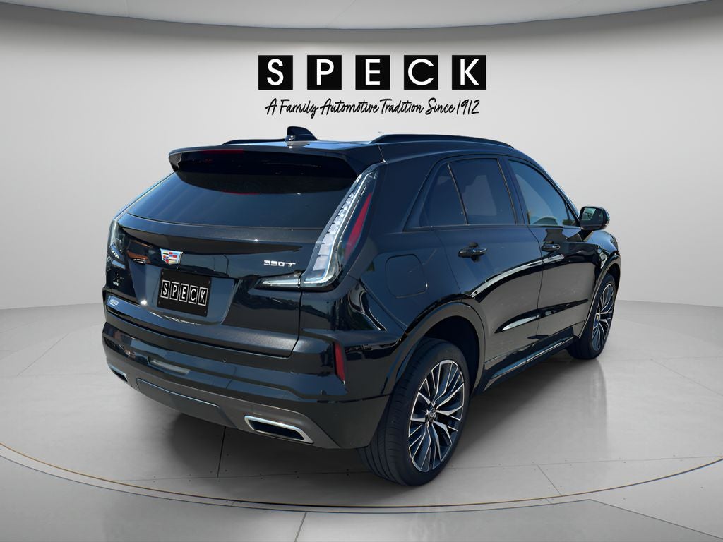 2024 Cadillac XT4 — detail view