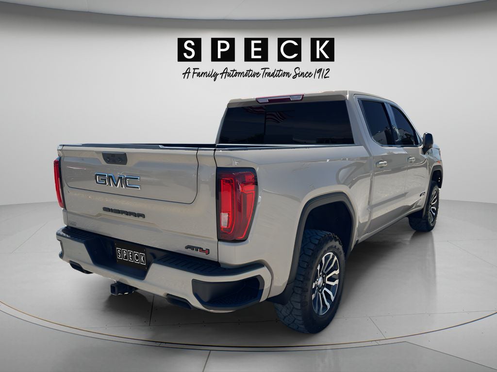 2022 GMC Sierra 1500 — detail view